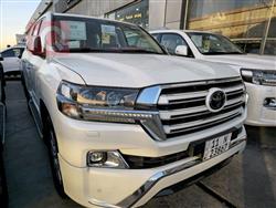 تۆیۆتا لاند کروزەر